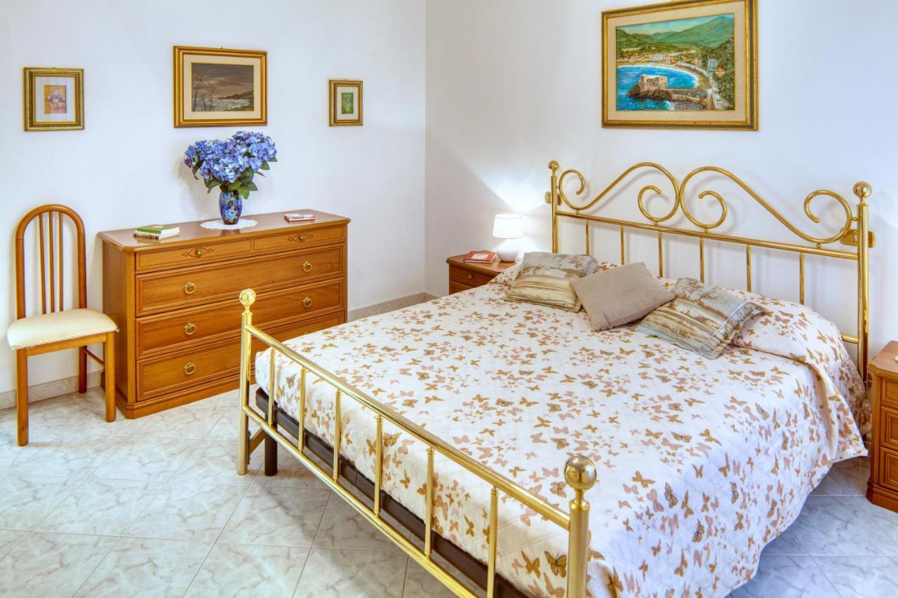 Elena House Apartment Levanto Bagian luar foto
